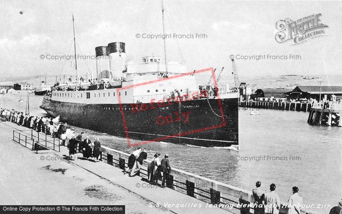 Photo of Newhaven, S.S.Versailles Leaving The Harbour c.1947