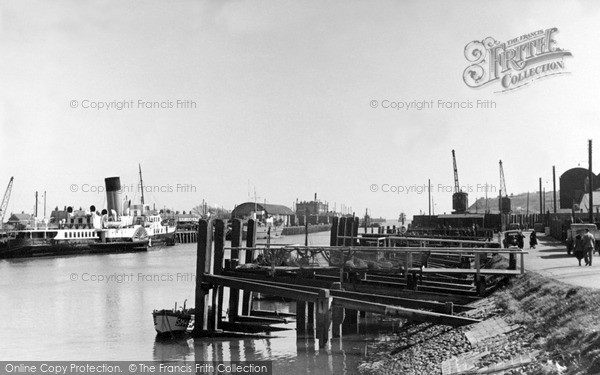 Photo of Newhaven, The Harbour c.1950