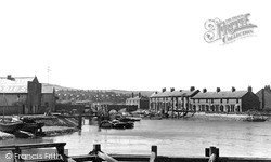 The Harbour c.1950, Newhaven