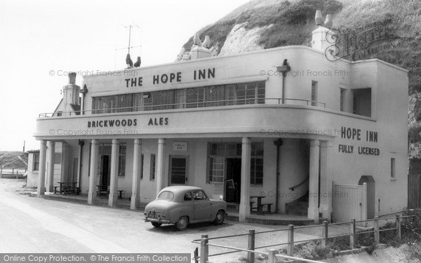 Photo of Newhaven, The Hope Inn c.1960