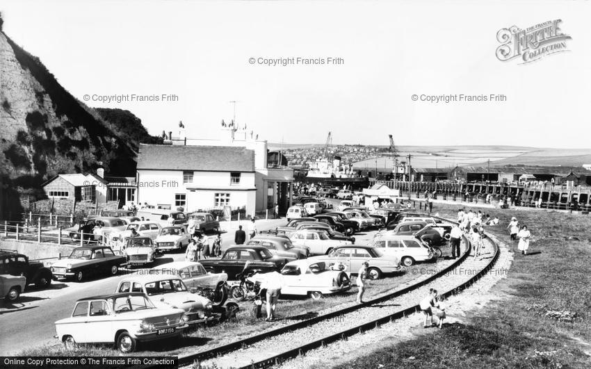 Newhaven, the Hope Inn c1965