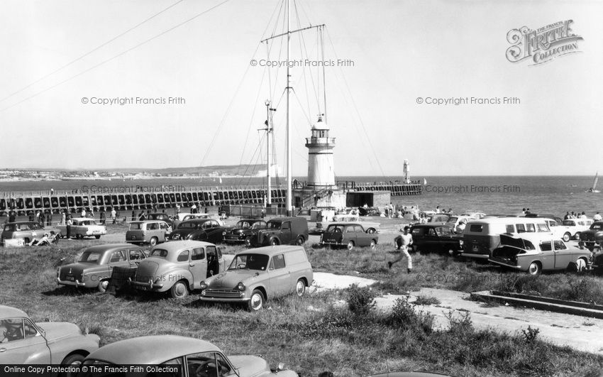 Newhaven, the Lighthouse c1960