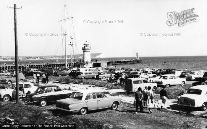 Photo of Newhaven, The Lighthouse c.1965
