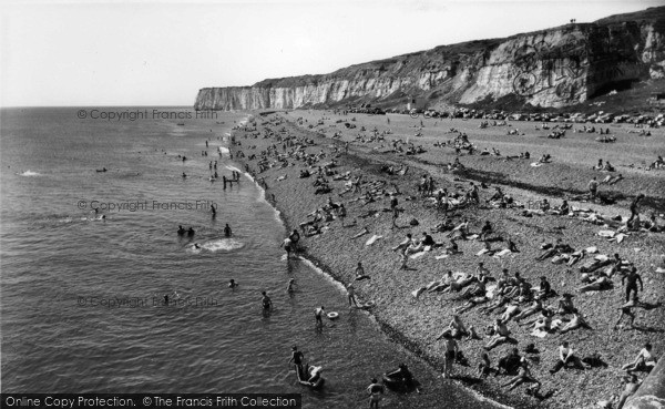 Photo of Newhaven, The West Beach c.1965