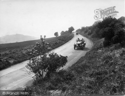 1927, Newlands Corner