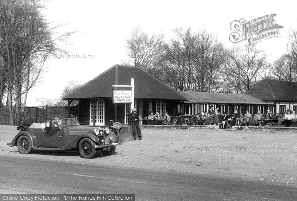 Photo of Newlands Corner, Tea Rooms c.1950