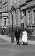 Couple In High Street 1922, Newmarket