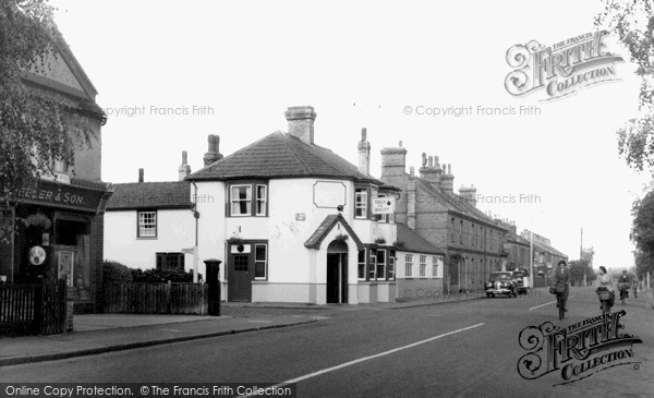 Photo of Newmarket, Exning Road And Post Office c.1955