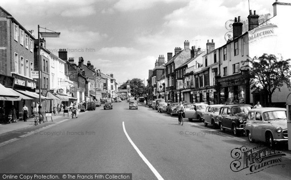Photo of Newmarket, High Street c.1960