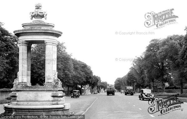 Photo of Newmarket, Main Road c.1955