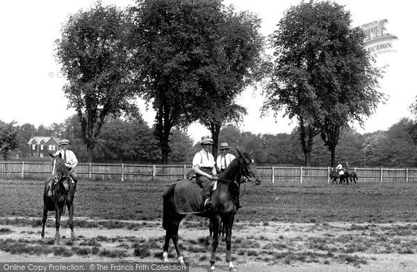 Photo of Newmarket, Racehorses 1922