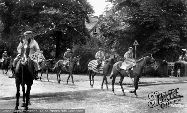 Photo of Newmarket, Racehorses Crossing Main Road c.1955
