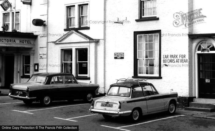 Photo of Newnham, Cars Parked At Victoria Hotel c.1965