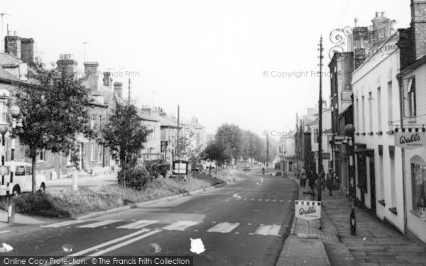 Photo of Newnham, High Street c.1965
