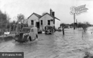 The Flood c.1950, Newnham