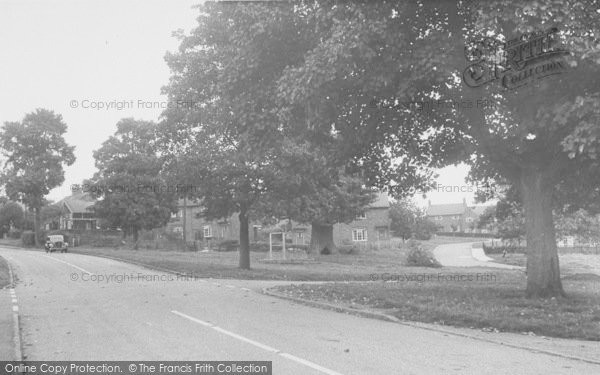 Photo of Newnham, The Green c.1955
