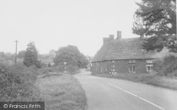The Village c.1955, Newnham