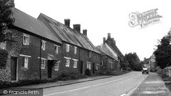 The Village c.1955, Newnham
