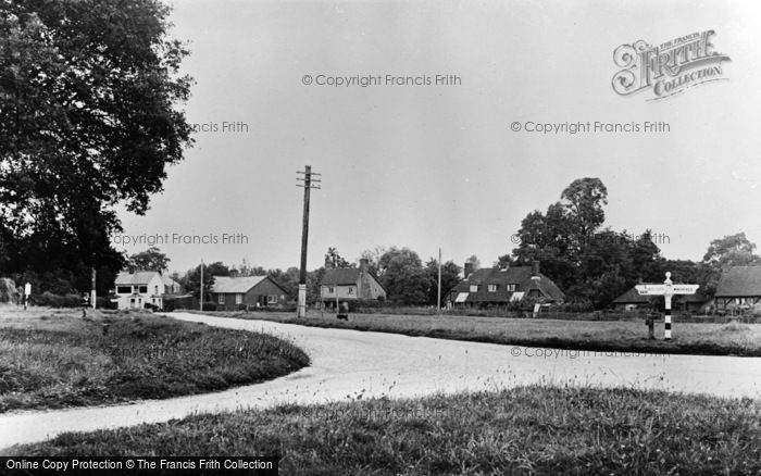 Photo of Newnham, The Village Green c.1955