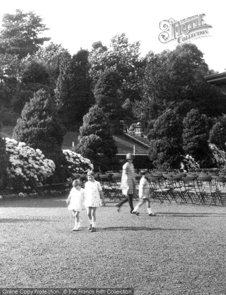 Photo of Newport, Belle Vue Park c.1932