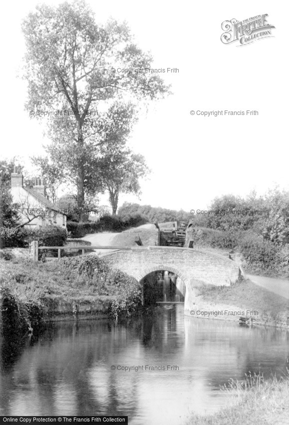 Newport, Canal,  the Fourteen Locks 1896