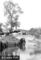 Newport, Canal,  the Fourteen Locks 1896