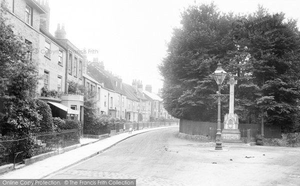 Photo of Newport, Castle Road 1913