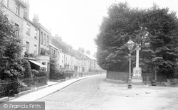Castle Road 1913, Newport