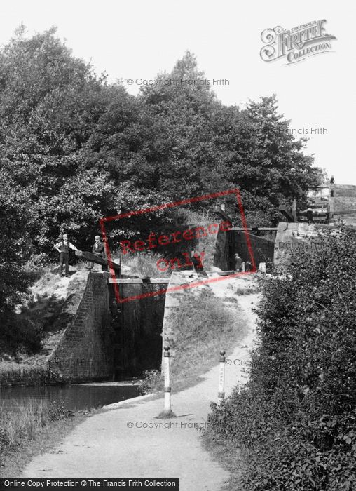 Photo of Newport, Fourteen Locks 1896
