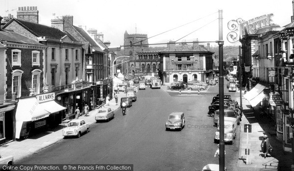 Photo of Newport, High Street c.1960
