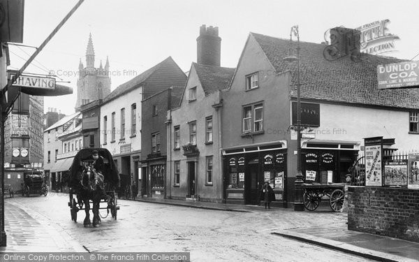 Photo of Newport, Holyrood Street 1913