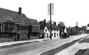 Monks Barn 1932, Newport