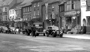 Morris Cars c.1955, Newport