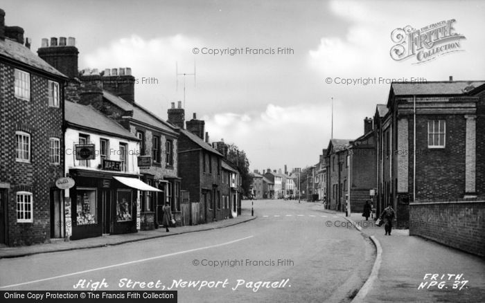 Photo of Newport Pagnell, High Street c.1955