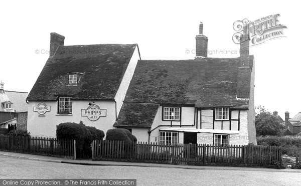 Photo of Newport Pagnell, The Coachmakers Arms 1955