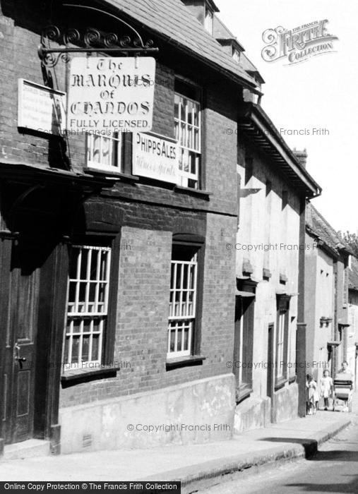Photo of Newport Pagnell, The Marquis Of Chandos 1950