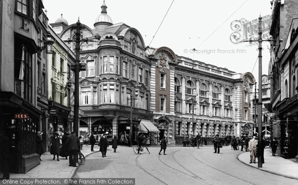 Photo of Newport, Savoy Buildings 1910