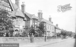 Station Road 1899, Newport