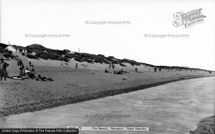 Photo of Newport, The Beach c.1960