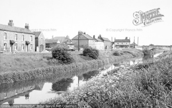 Photo of Newport, The Canal c.1955