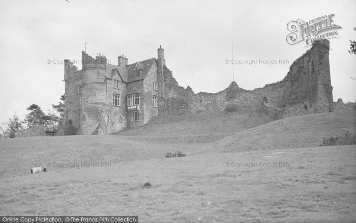 Photo of Newport, The Castle c.1930