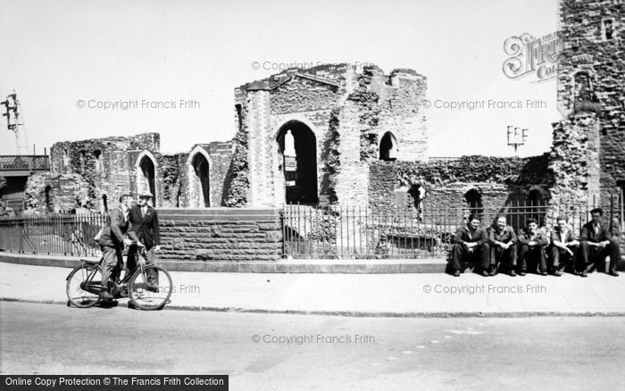 Photo of Newport, The Castle c.1950