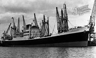 The 'clan Maclay', South Quay c.1955, Newport