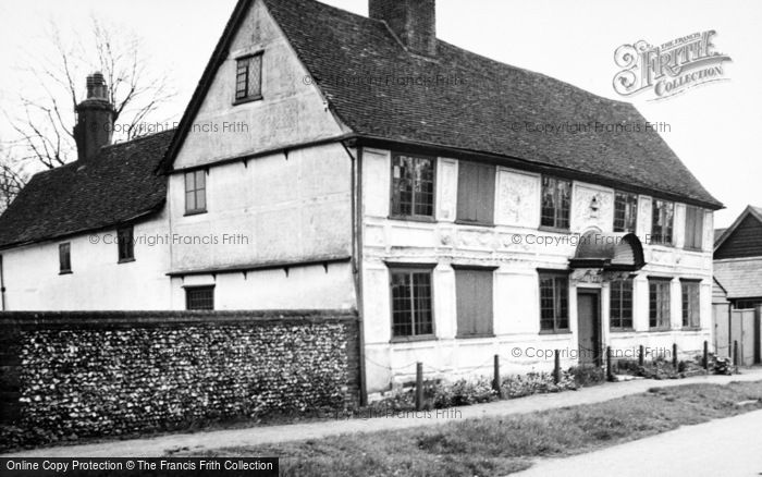 Photo of Newport, The Crown House 1950