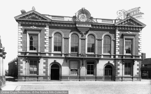 Photo of Newport, Town Hall 1898