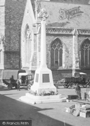 War Memorial 1923, Newport