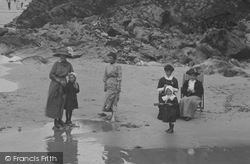 A Day On The Sands 1912, Newquay
