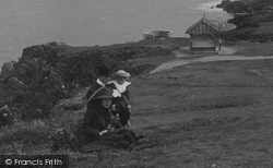 A Family Outing 1912, Newquay