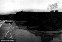 Black Humphries Rock And Coast At Porth c.1960, Newquay