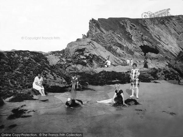 Photo of Newquay, Crigga Rocks 1925